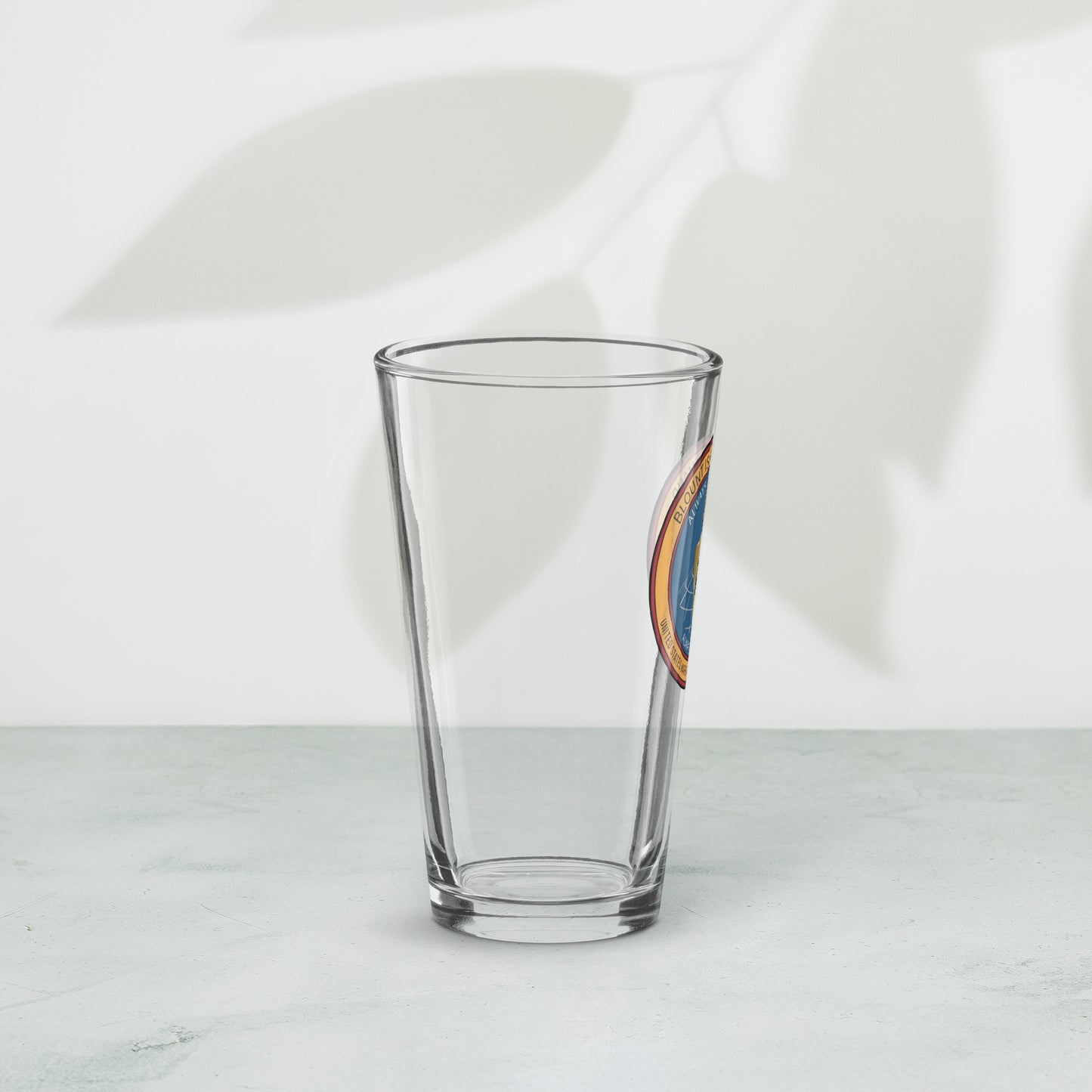 Shaker pint glass